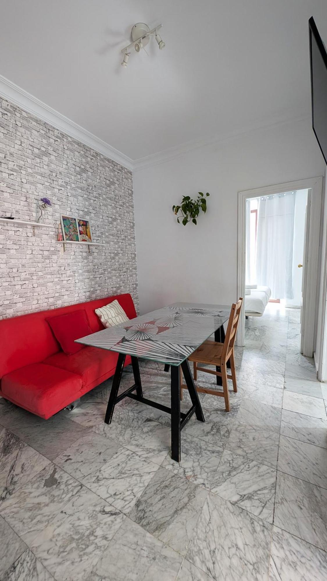 Apartamento En Sevilla Centro Con Vistas A La Plaza Alameda De Hercules - Hasta 7 Personas المظهر الخارجي الصورة